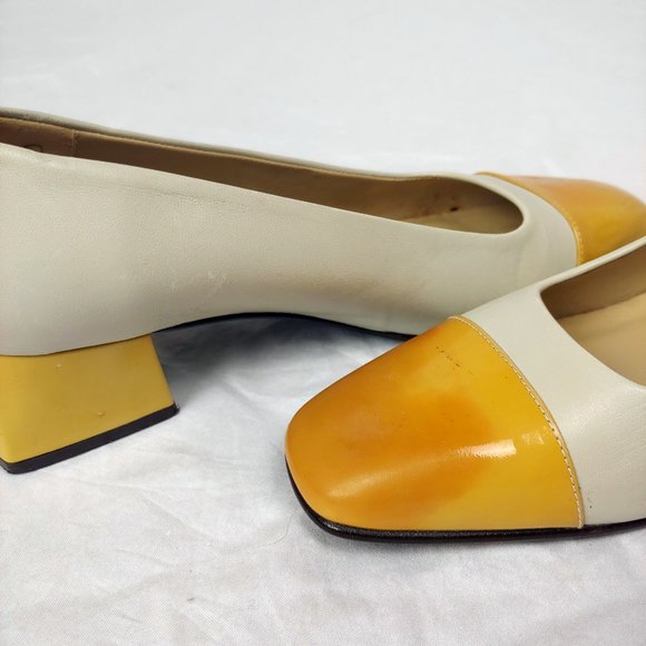 Etienne Aigner two-tone orange cream leather shoes - Picture 5 of 5